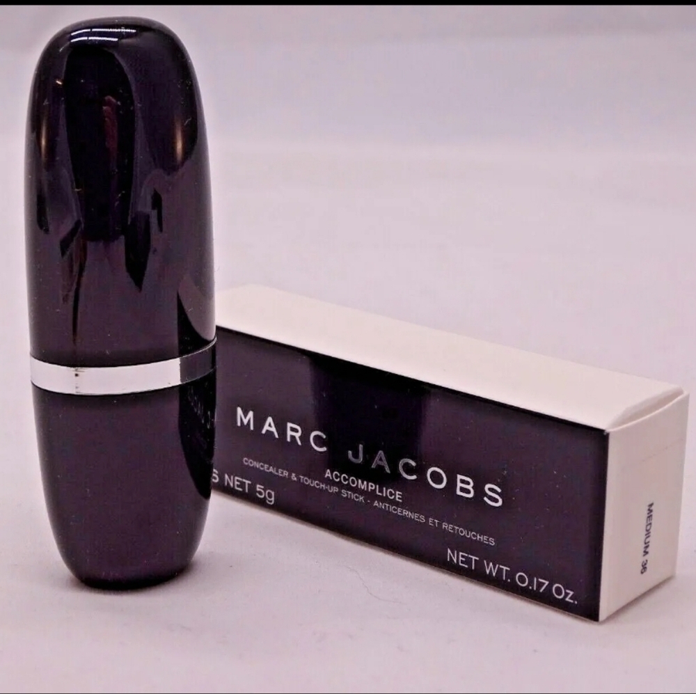 Marc Jacobs ACCOMPLICE CONCEALER & TOUCH-UP STICK Light 20 | NIB | DISCONTINUED
